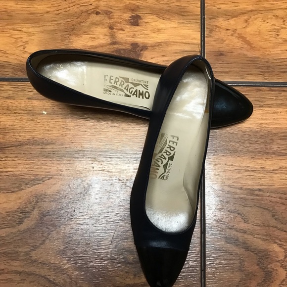 Salvatore Ferragamo Shoes -Size -7/ AA Colors Navy & Black-Good Condition - Picture 2 of 16